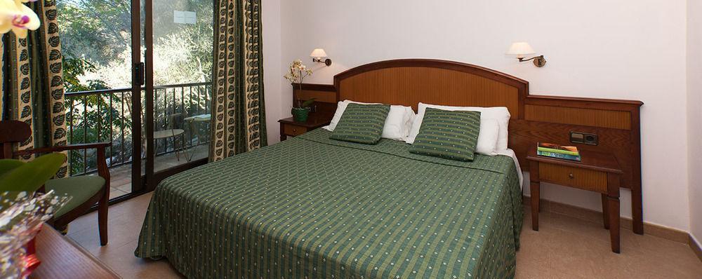 Playa Mondrago Hotell 3*